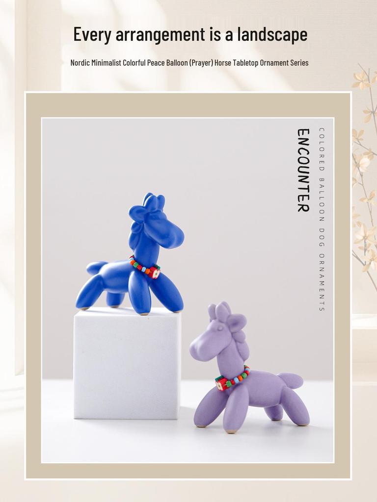 Figurina in Ceramica Cavallo Palloncino Europeo: Decorazione Artistica da Interno per Animali & Regalo