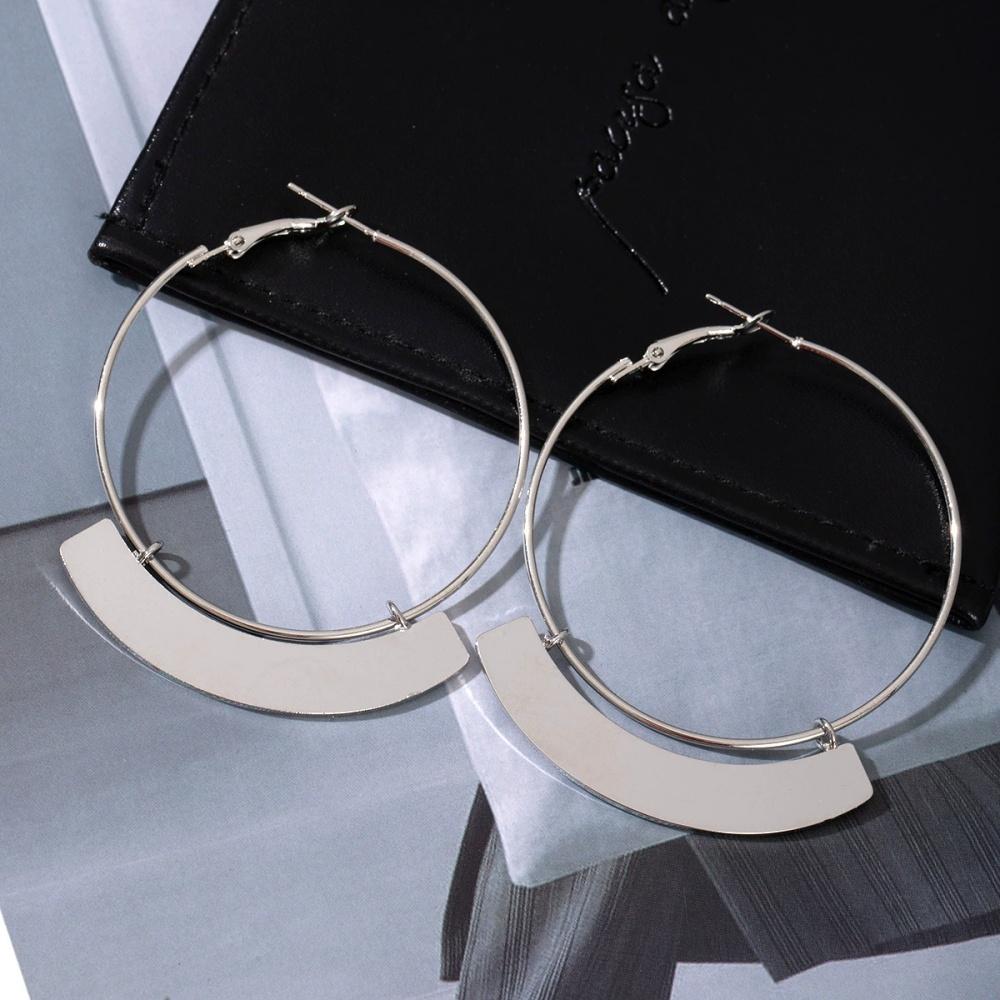 New Exaggerated Metal Geometric Round Hoop Earrings for Women Trendy Gold Silver Color Smooth Fan Shaped Earrings Jewelry Gifts