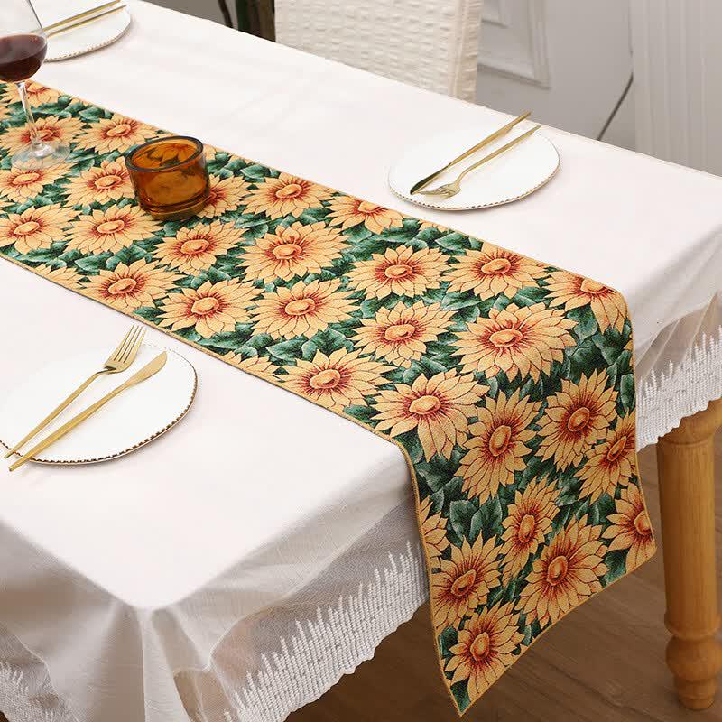 Dearien Pastoral Floral Table Runner