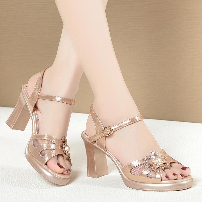 

Модные удобные босоножки на высоком каблуке для женщин 2024 года, летние дышащие сандалии на платформе из мягкой кожи для работы в офисе и мамы 36(Foot23cm)