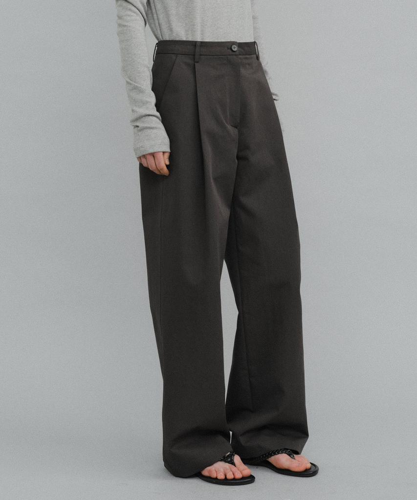Yulago One-Tuck Wide Chino Pants