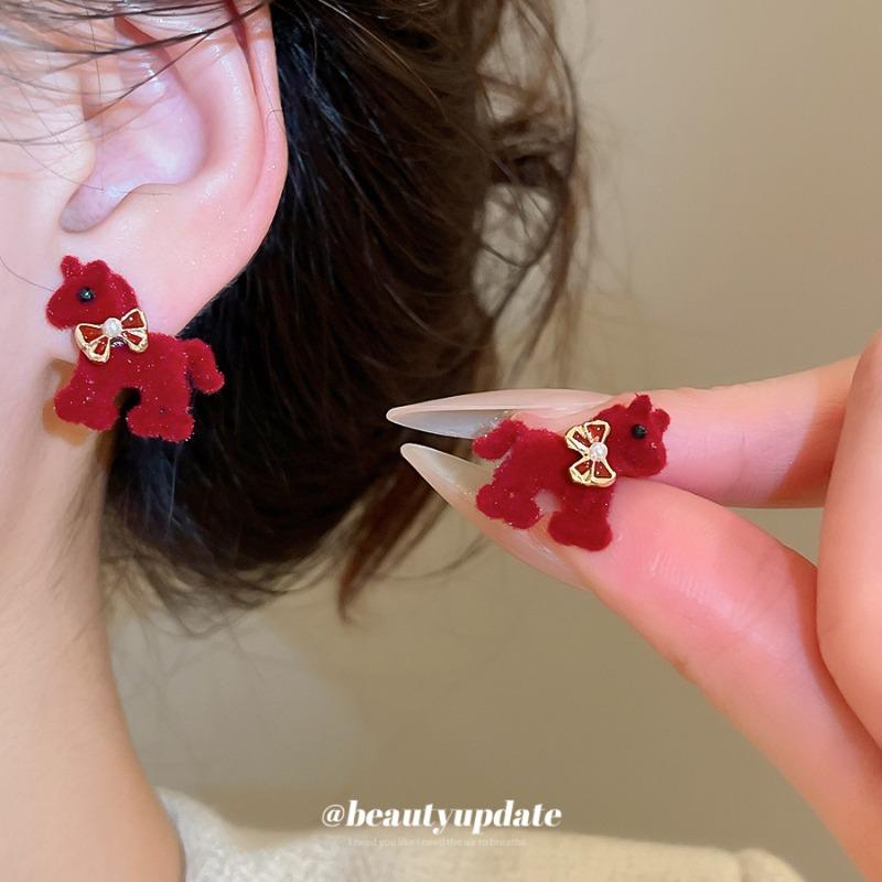 Silver Needle New Year's Red Oil Dripping Pony Earrings Autumn and Winter Retro Temperament Versatile Earrings Light Luxury Premium Earrings Women