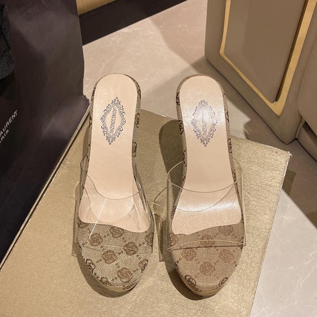 Damen High Heel Sandalen, transparente Sommer Hausschuhe, Plateauschuhe, trendige Clogs, 2025