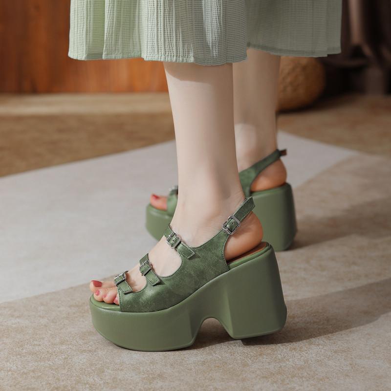 Thick-soled Fashionable Beach Sandals for Women In Summer Simple and Versatile High-heeled Sandals for Women