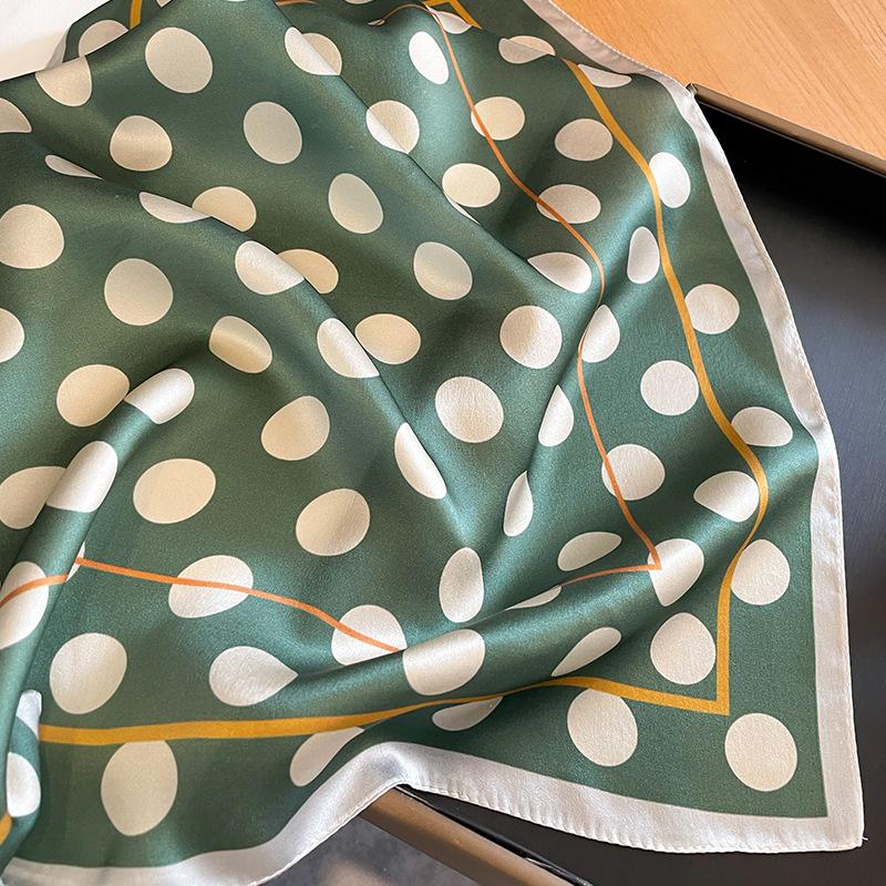 53 * 53cm Mulberry Silk Small Square Scarf Multifunctional Professional Fashion Decoration Silk Scarf For Spring And Autumn Warmth Shawl