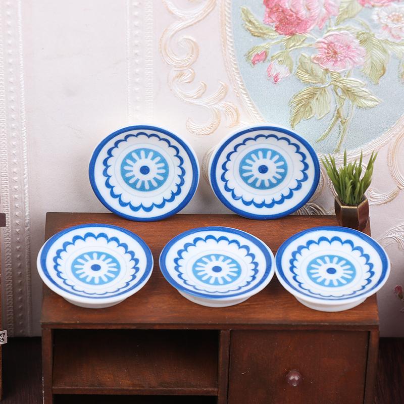 5Pcs 1:12 Dollhouse Simulation Blue White Porcelain Plates Dollhouse Kitchen Decoration Dolls House Accessories Pretend Play Toy