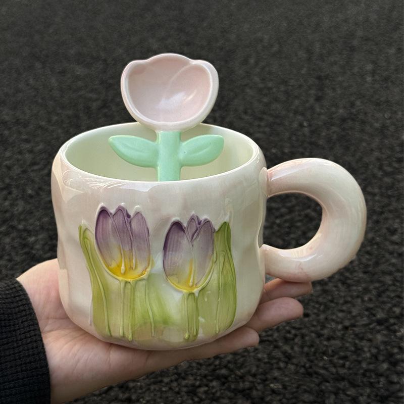 High-value Tulip Ceramic Mug with Lid Spoon As a Gift, Practical Cup for Girls, Birthday Gift for Girlfriends