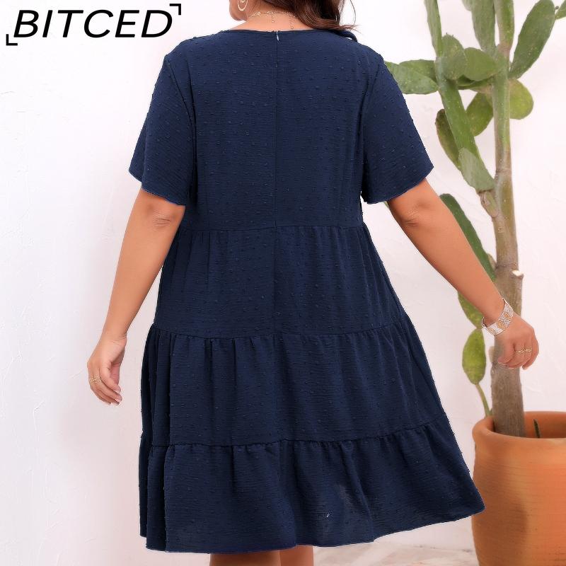 BITCED Plus Size O-Neck Small Pom-Pom Pleated Dress