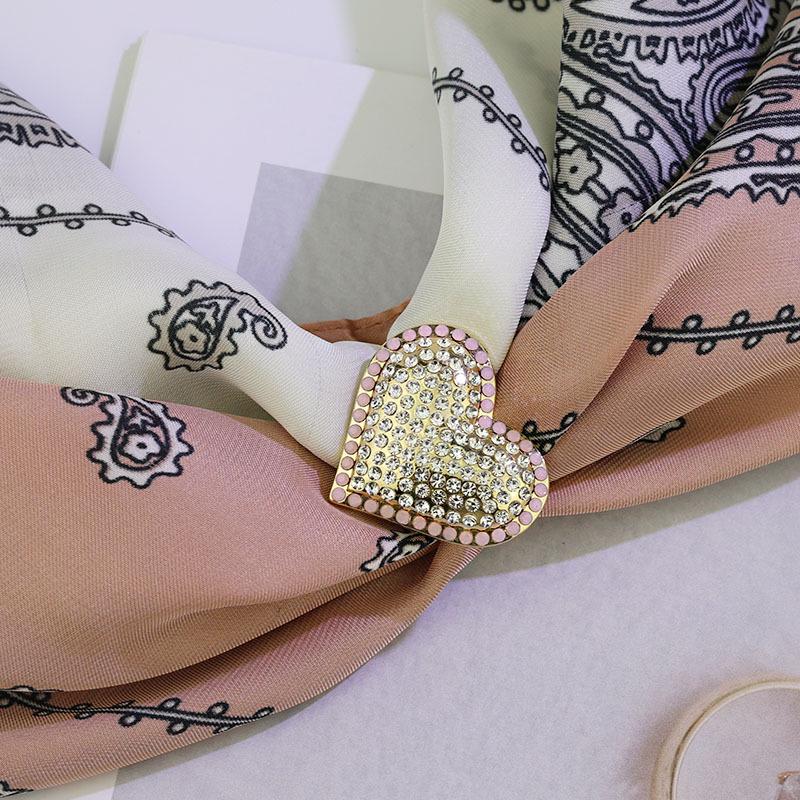 Alloy Minimalist Diamond Peach Heart Scarf Buckle & Clip Brooch