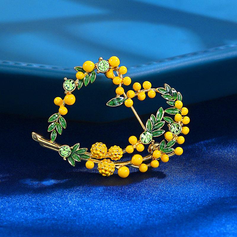 Mimosa Brooch Beautiful Fruits Heart Brooches For Women Unisex 2-Color Enamel French Style Love Party Office Brooch Pins Gifts