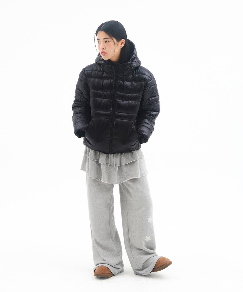 Ames-Worldwide Light Weight Hooded Padding Black