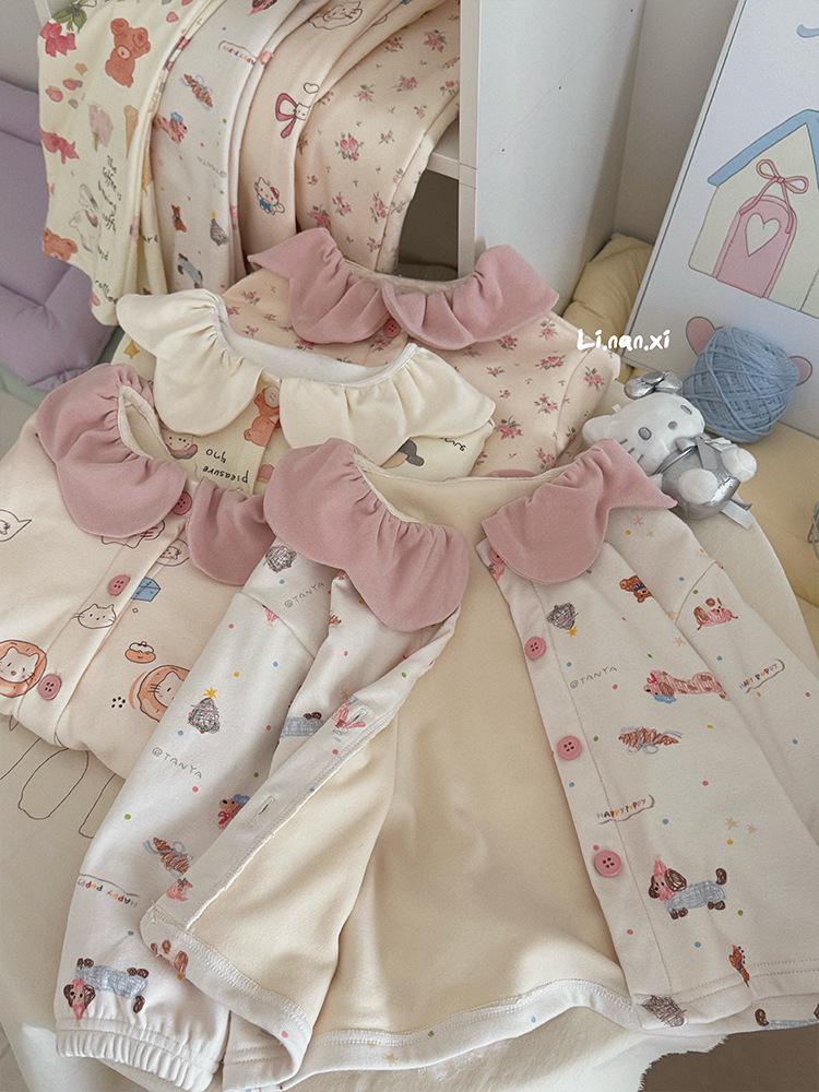 88352 Girls' 2025 Winter Pajama Set with Velvet and Lace - Sweet and Comfortable Homewear