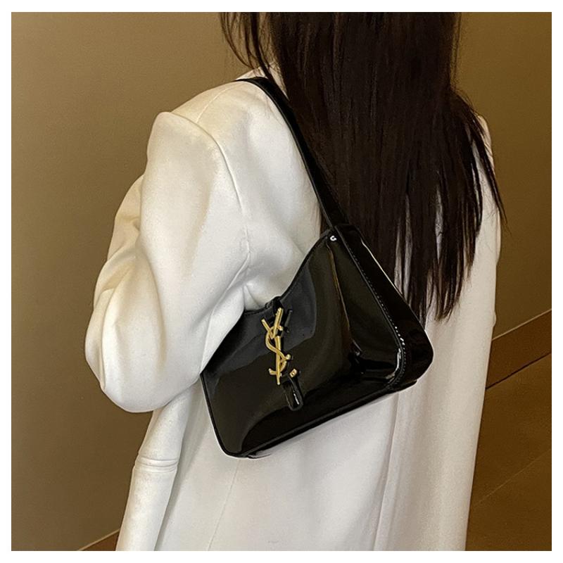 Glänzende Achseltasche PU-Ledermaterial Vielseitige Pendler-Umhängetasche für Damen Weicher horizontaler rechteckiger Stil (Schwarz)