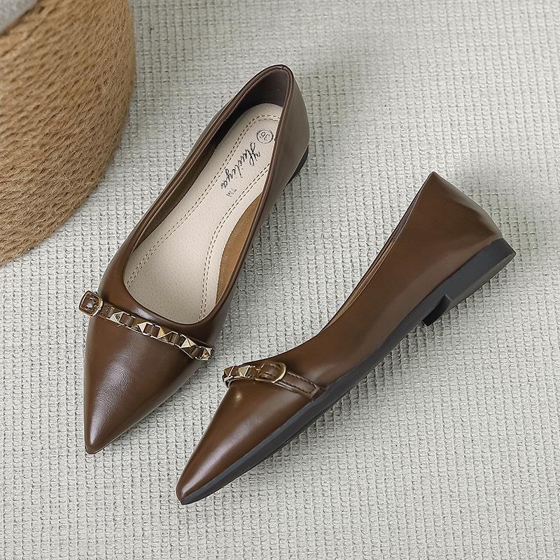 Flat Bottom Pointed Single Shoes Women's Spring and Summer 2025 New Soft Leather Temperament Retro Soft Sole Commuter Shoes Women 6222-3
