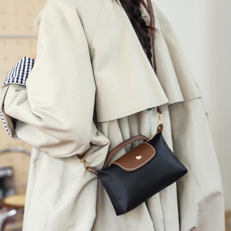 Geantă de mână colorblock pătrată mică - Geantă de umăr și crossbody pentru femei, stil casual ușor, pentru exterior