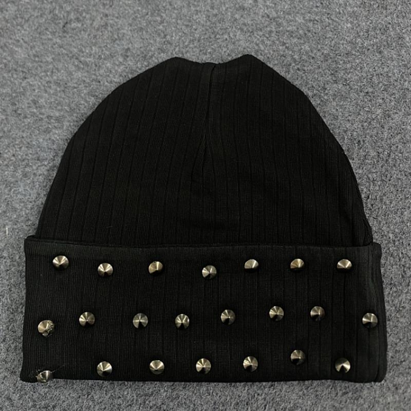 

A unisex autumn and winter personalized exquisite metal hot stamping decorative design brimless cap OneSize чорний