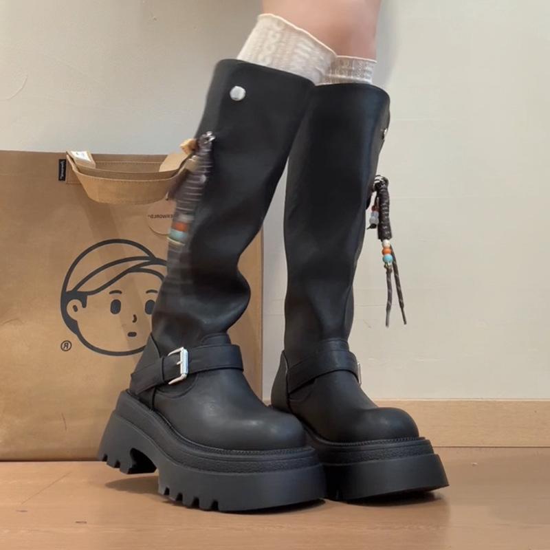 Piaohong European and American accessories heightening non-slip fashion boots women's 2025 autumn and winter new comfortable heightening locomotive bo