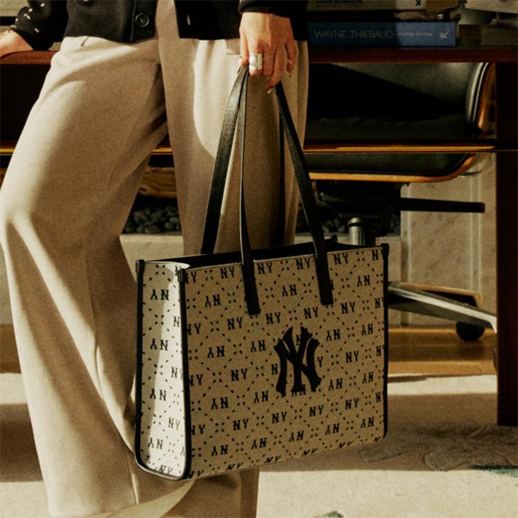 New MLB Monogram Collection Cotton Tote Bag Shopping Bag Handbag Shoulder Bag Women's Black 3AORL013N-50BKS