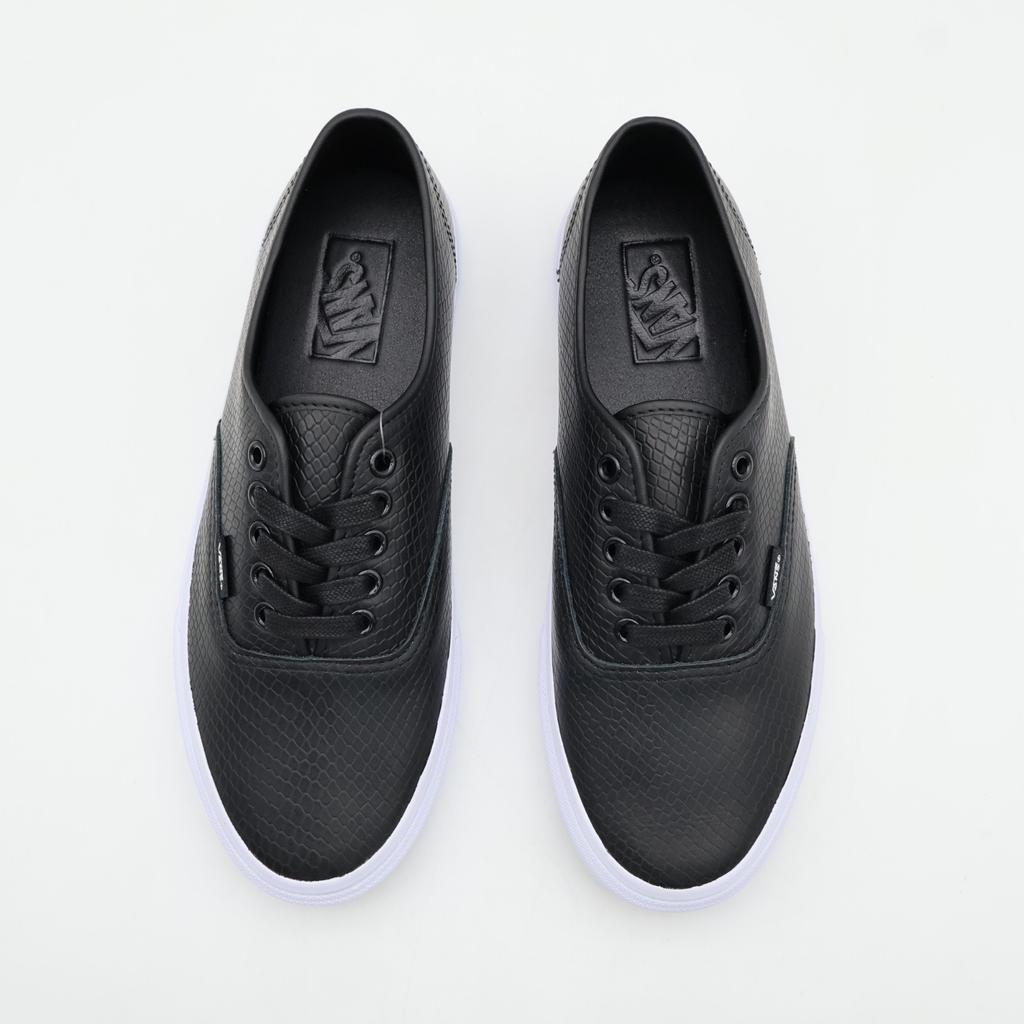 688082-0002 BILLY'S Exclusive Vans Authentic Year of the Snake Black (Men's)