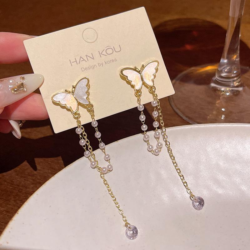 Korean Crystal Butterfly & Pearl Earrings - Elegant, High-End Fashion Accessory for Women