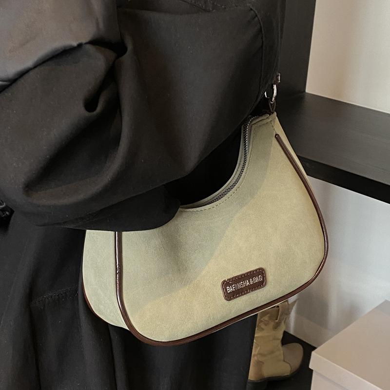Niche design bag women's large capacity 2025 new autumn and winter retro shoulder underarm messenger bag commuter dumpling bag