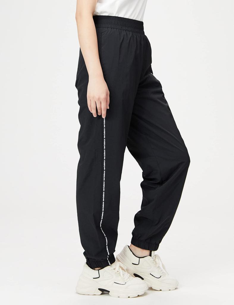 Casual Pants Magnify Essentials Tricot Lined Pants WP23517 BK L [New Balance] Women's (Black)