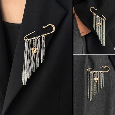 Minimalist Elegant Tassel Chain Heart Brooch Safety Pin Decorative Lapel Pin For Suit Jacket Sweater Clothing Jewelry Accessory