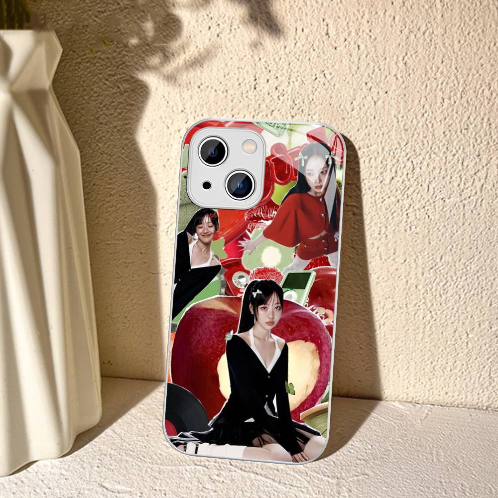 Popular K-pop Group L-Loona Y-Yves For IPhone 14 13 12 Mini 11 Pro XS Max X XR 14 Plus Tempered Glass Cover