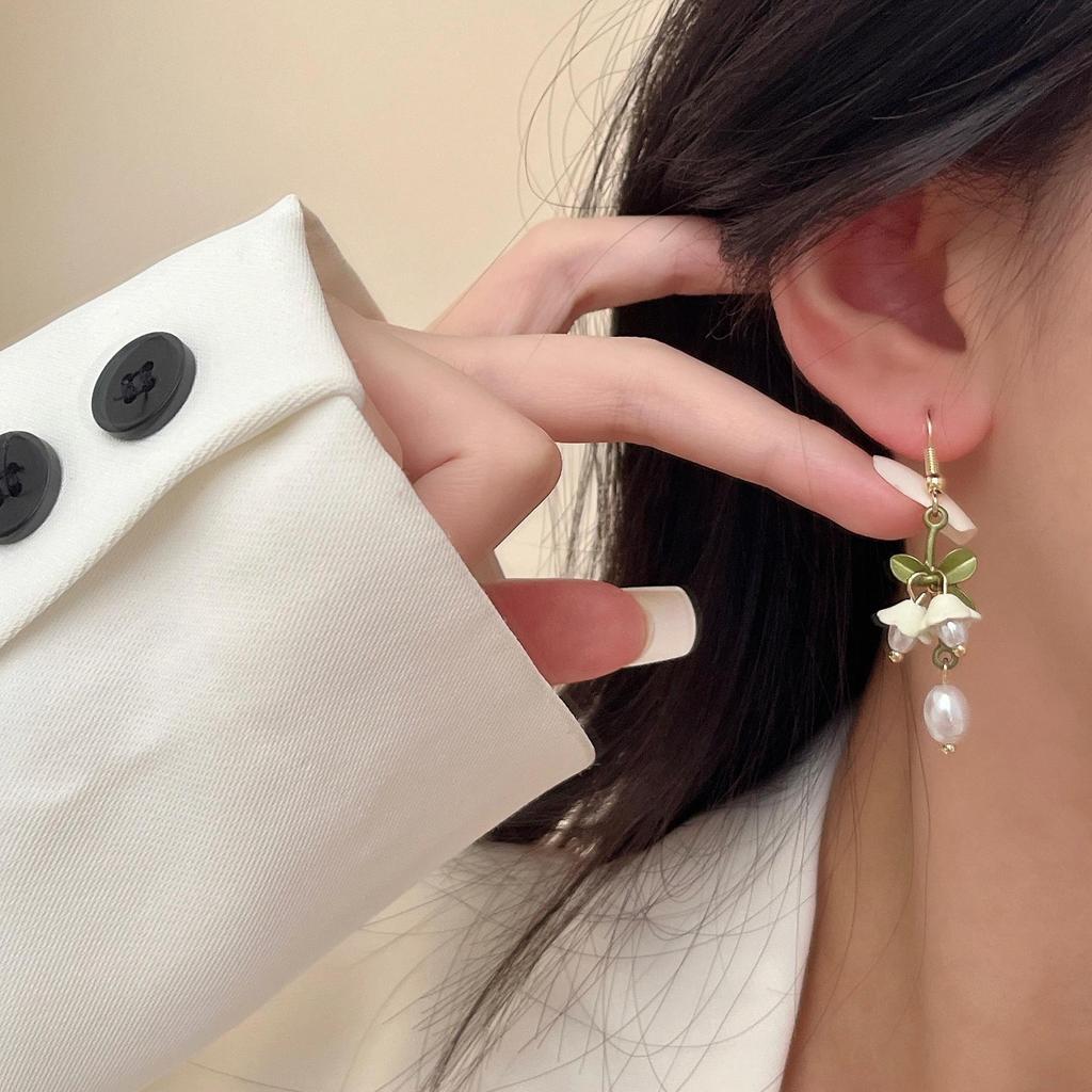 Weißes Maiglöckchen Schmuckset: Ohrringe, Armband, Halskette - Mori-Stil Sommerfee Schlüsselbeinkette & Ohrclips.