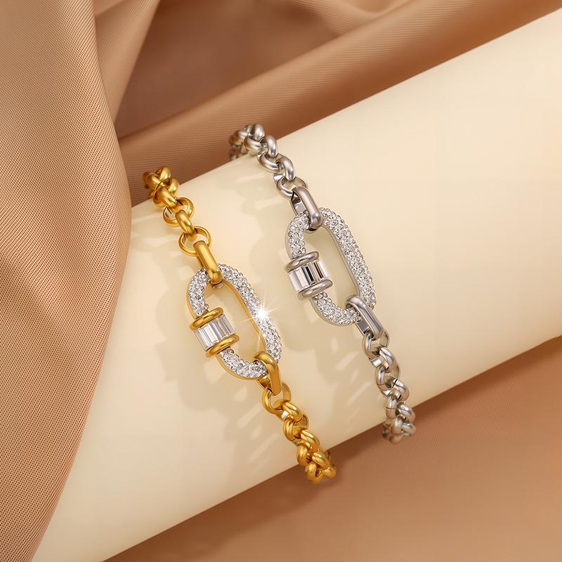 European American Trendy Light Luxury Zircon-studded Hollow Oval Stainless Steel 18K Gold-plated Chain & Link Bracelet for Women