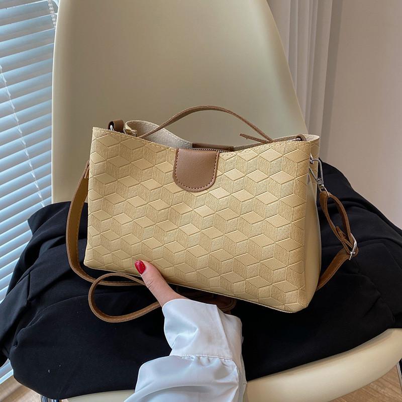 Stylish Large Capacity Commuter Handbag Korean Fashion Summer Crossbody Bag