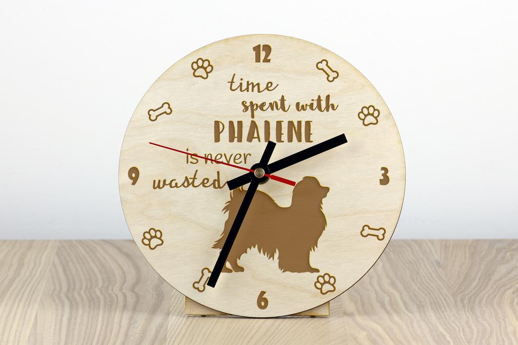 Papillon, Continental Toy Spaniel, Butterfly dog I – Clock with dog, wooden clock with engraving | Art-Dog