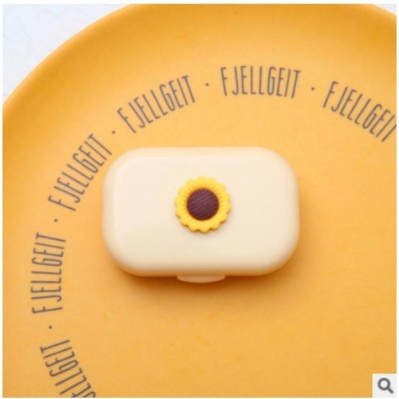 1pc Ins Letter Print Contact Lens Case Contact Lens Companion Box Beauty Eye Box Portable Contact Lens Box with Mirror Tweezers