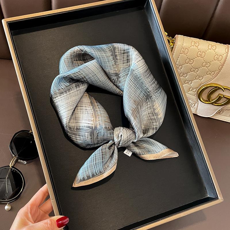 Mulberry Silk Scarves Women Fashion Handkerchief Small Bandana Head Hair Scarfs Luxury Printed 100% Silk Neck Scarf For Men 53cm