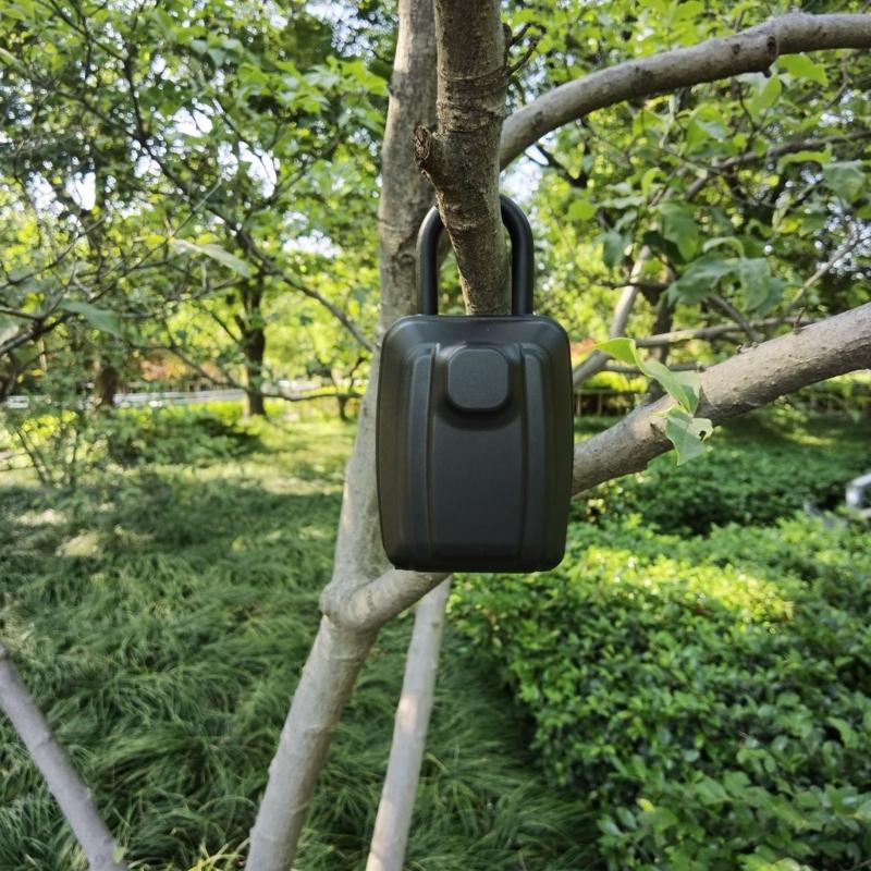 Weatherproof Outdoor Key Lock Box Wall Mounted Key Safe Codes Locking Storage Box Waterproof Lock Box for Key Room Card