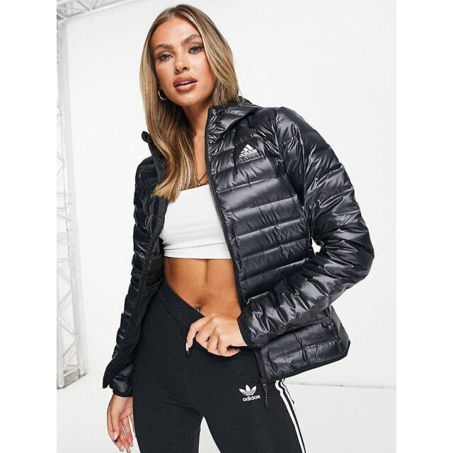 

Черная пуховая куртка с капюшоном adidas Outdoor Varilite