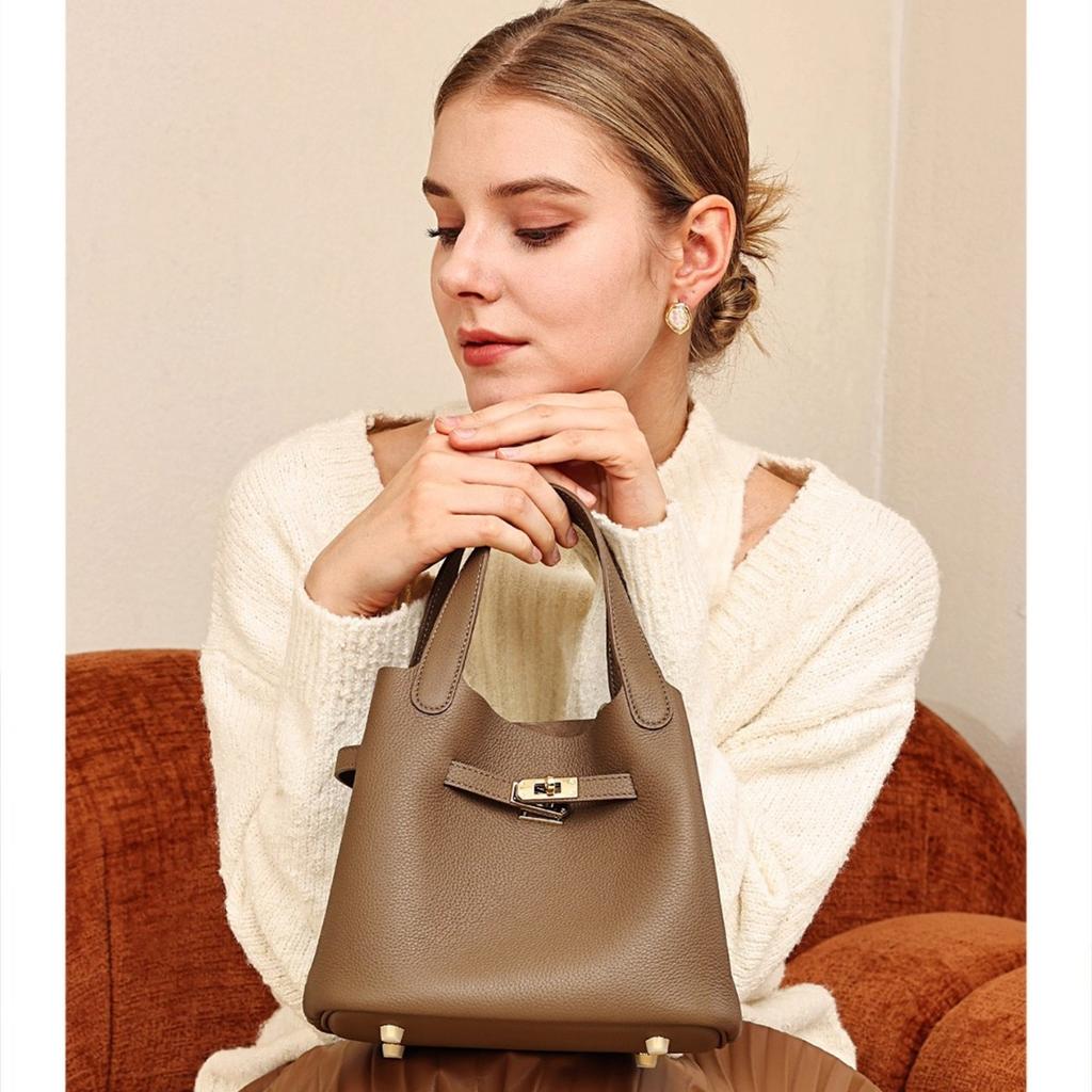 Real Leather Women's Bag, New Lychee Patterned Vegetable Basket Bag, Single Shoulder Crossbody Bag, Women's Armpit Bag, Water Bucket Bag