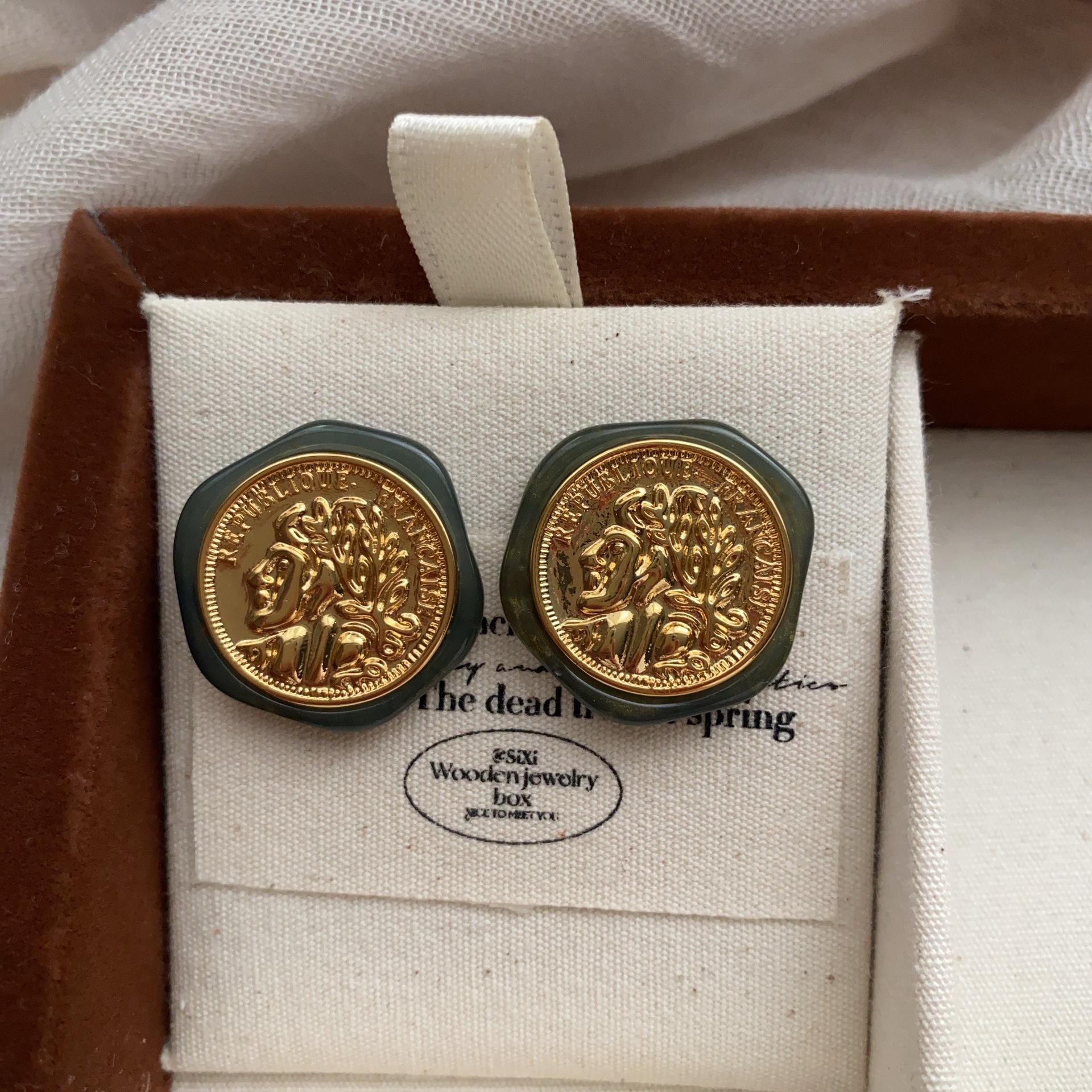 

Resin retro metal relief portrait stud earrings irregular earrings simple high-end versatile women s fashion exquisite