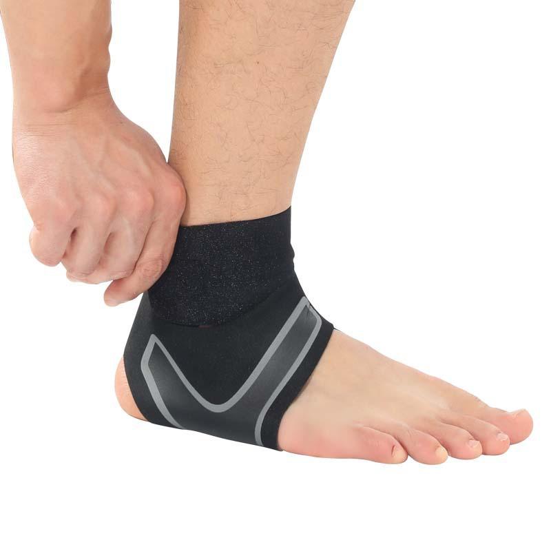 

Breathable Ankle Brace with Bilateral Velcro for Sprain Prevention, Lightweight Compression Support for Basketball and Football S