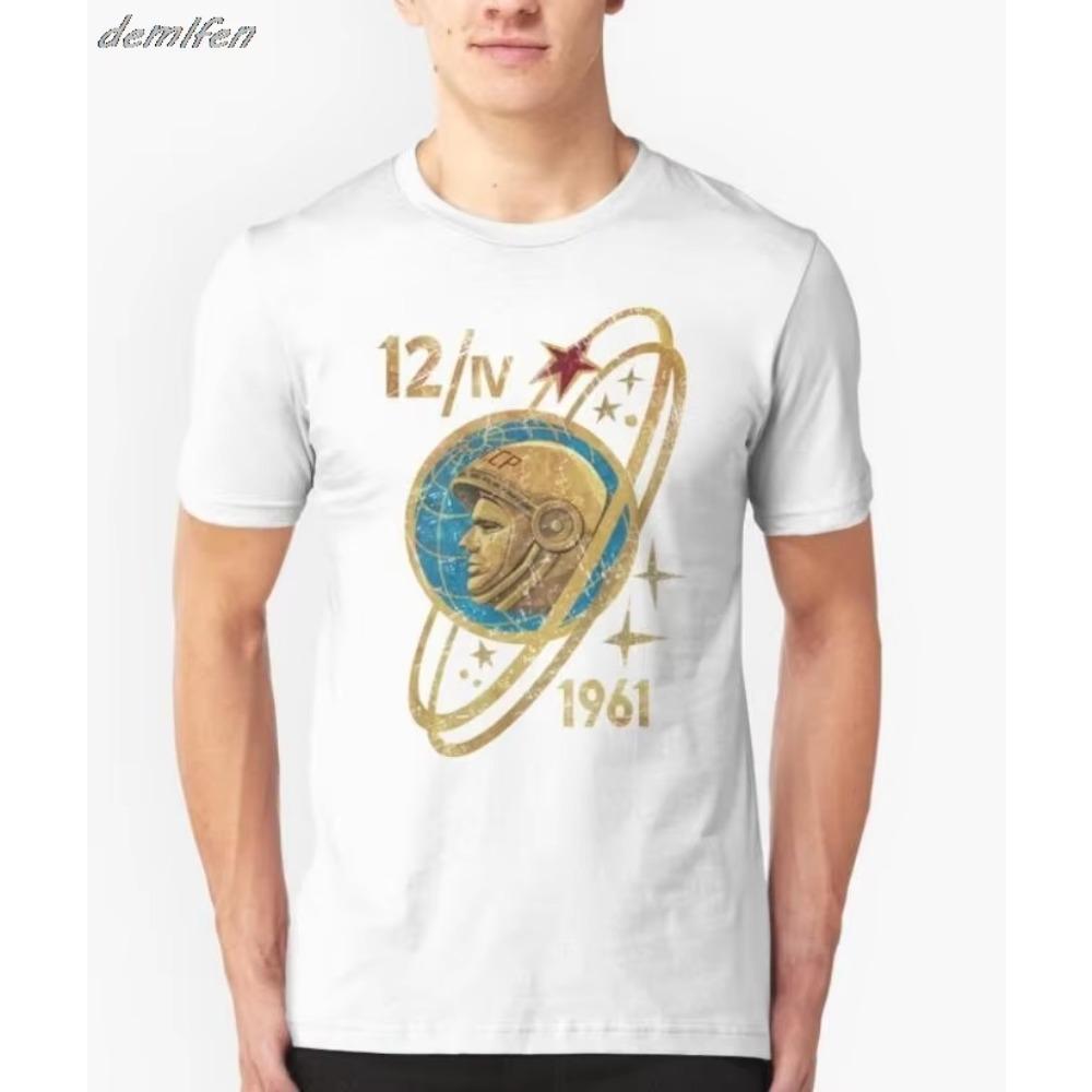 Russia CCCP Yuri Gagarin T-Shirt USSR Summer Cotton Short Sleeve O-Neck Men's T Shirt Family Soviet Cosmonaut 1961 T-shirt S-3XL