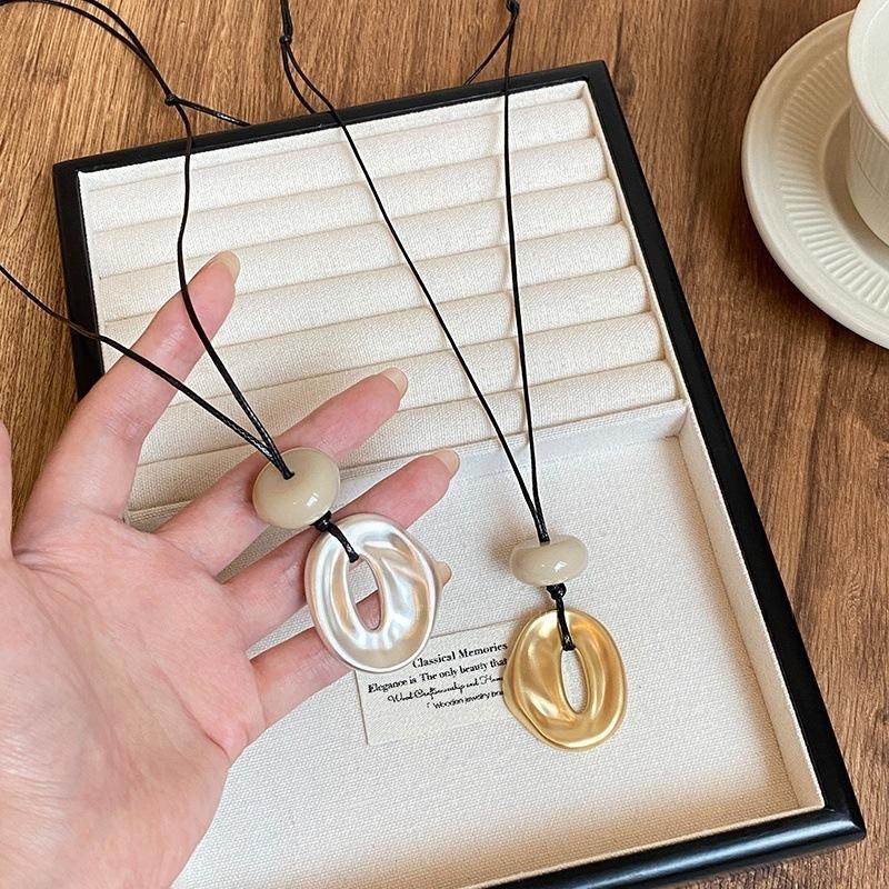 Korean Minimalist Geometric Pendant Long Necklace Women'S Irregular Adjustable Versatile Fashion Accessories