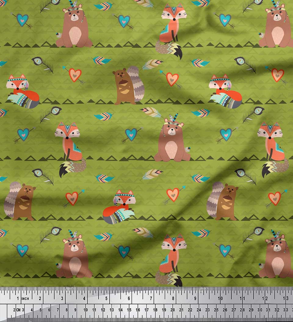 

Тканина Soimoi Blue з японського креп-сатину. Тварини, племінні принти із зображенням серця та пір’я на метр 42 дюйма 42 Inch Wide - Poly Crepe зелений