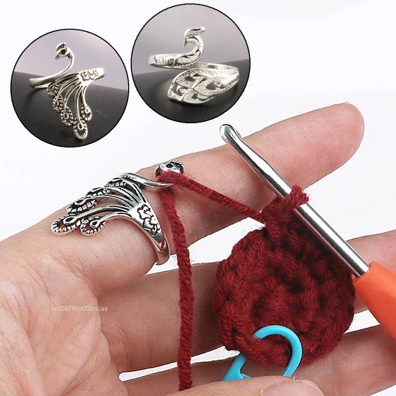 1pc Adjustable Crochet Tension Cute Ring Beginner Knitting Crochet Hook Ring Yarn Guide Finger Holders Thimbles Winder Tools