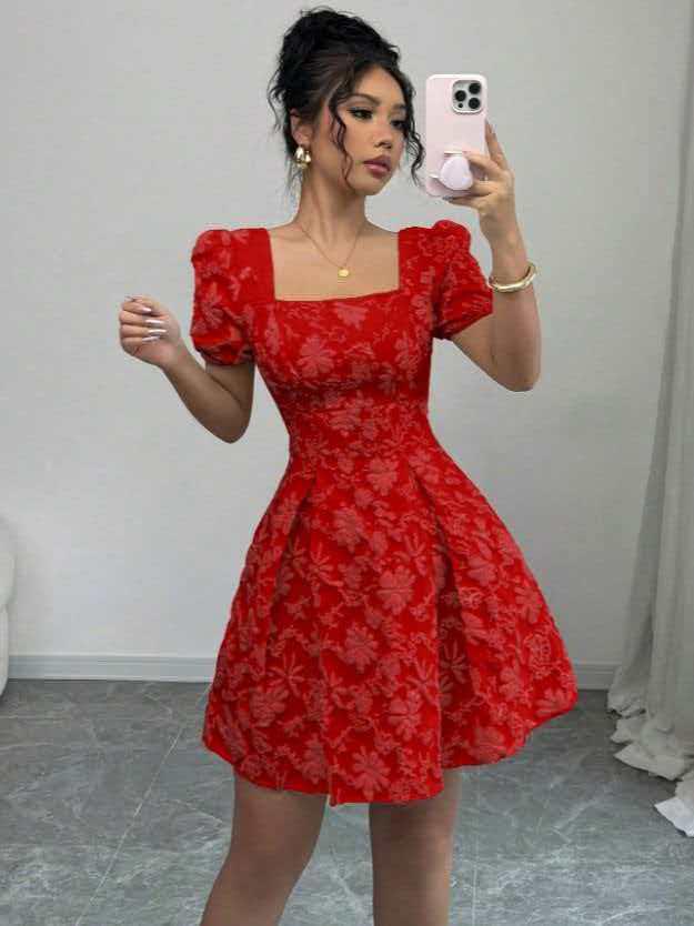 European & American Women's Elegant Slim Fit Jacquard Puff Sleeve Square Neck Summer Dress
