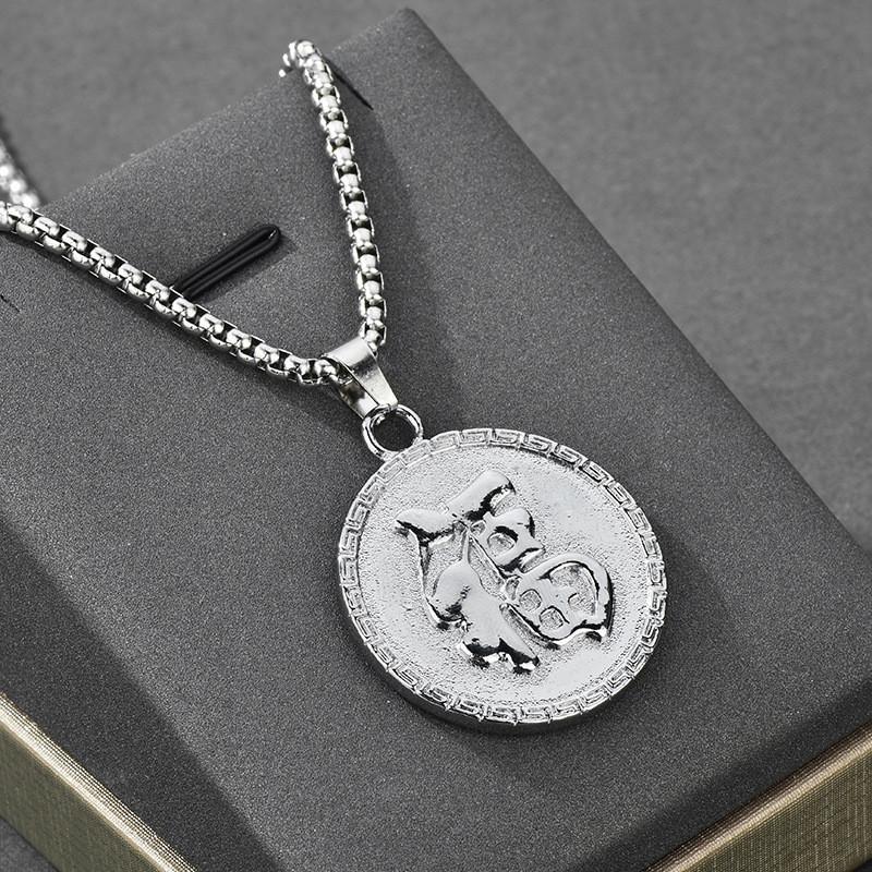 Stunning Titanium Steel Men's Necklace With Unique Geometric Animal Pendant For Stylish Accessories