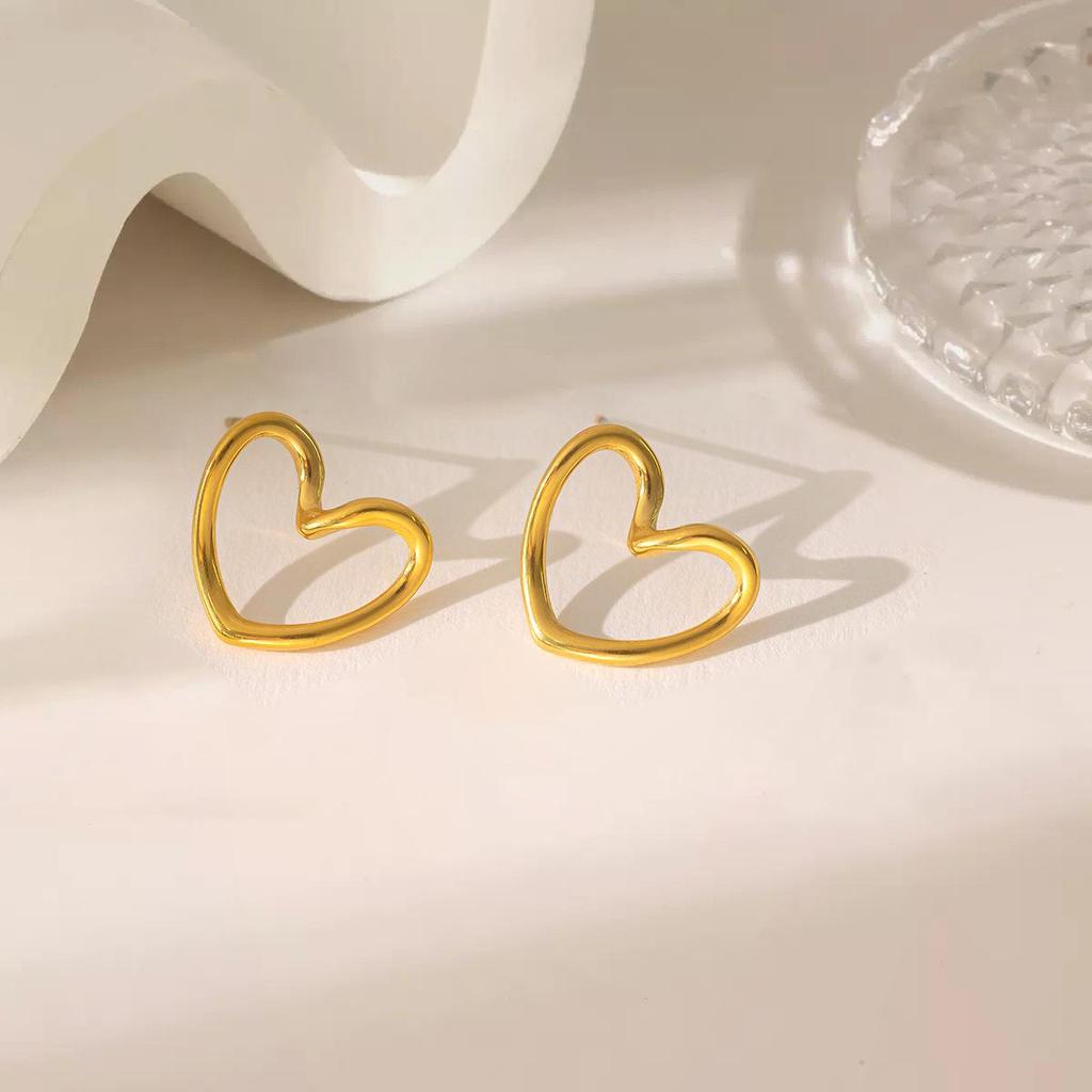 Elegant Personalized Double Heart Pendant Titanium Steel Necklace for Women