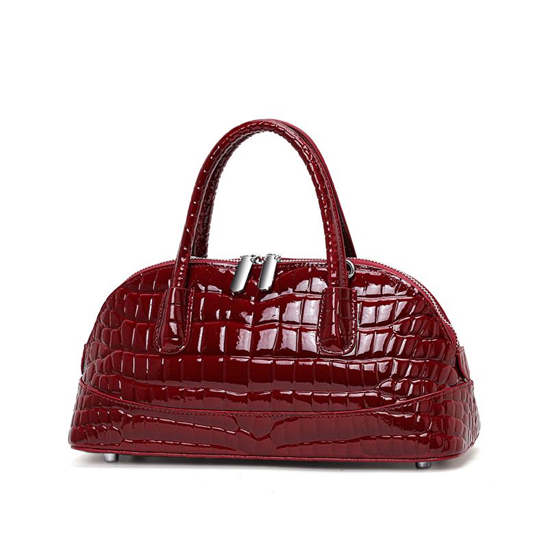 Genuine cowhide leather women's handbag with crocodile pattern, suitable for single shoulder, crossbody, bowling style, shiny fi