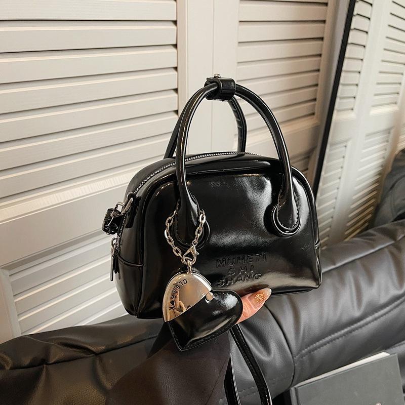 Retro Hand-held Bowling Bag Women's 2025 Spring Korean Fashion Letter Handbag Foreign Style Shoulder Messenger Bag