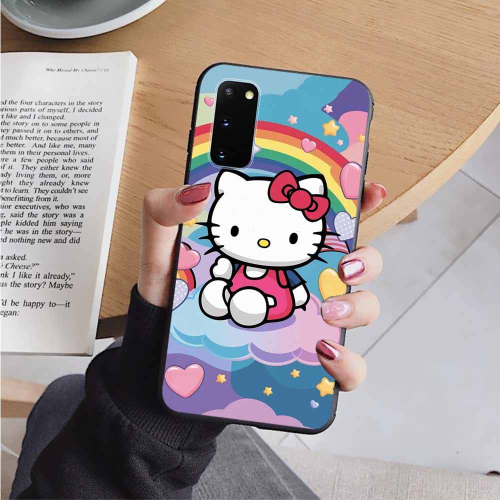 

AH33 Милый черный чехол Hello Kitty для Samsung Note 20 Lite S24 Ultra S23 S22 A05 A06 A11 A71 A15 A16 A13 A24 A25 A33 A52 A53 M55 M35 Sofe Cover Samsung Note 20 Ultra гагат