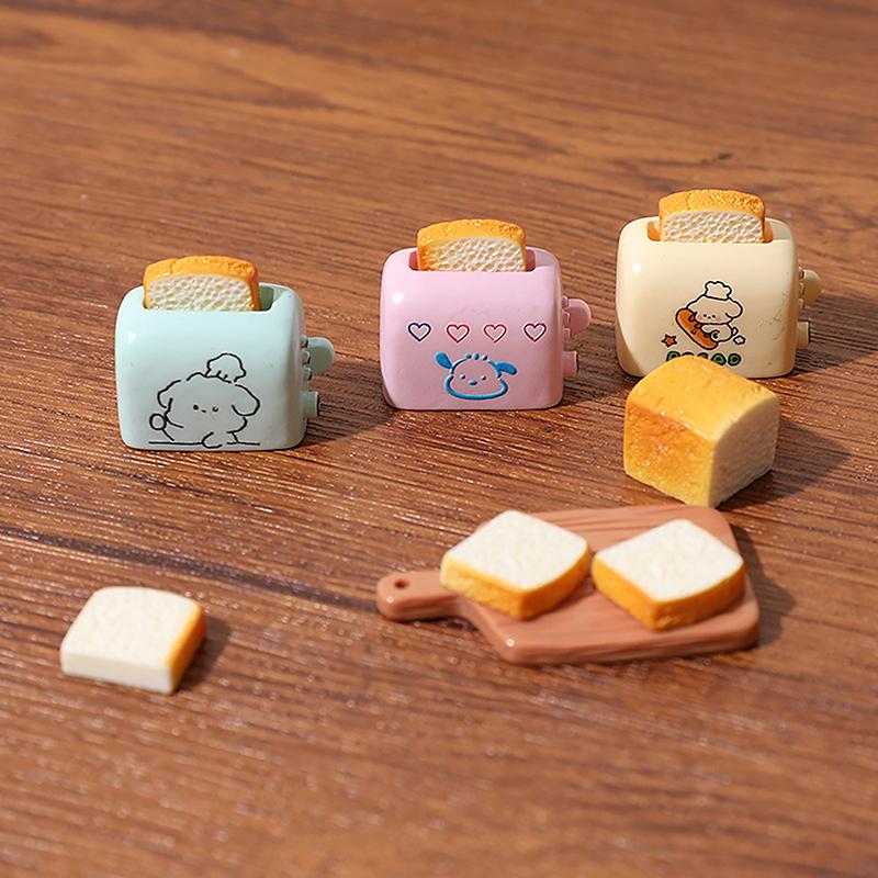 1/2Pcs Doll House Mini Simulated Toast Bread Maker Food Play Decoration Diy Model Miniatures Scene Props Resin Accessories